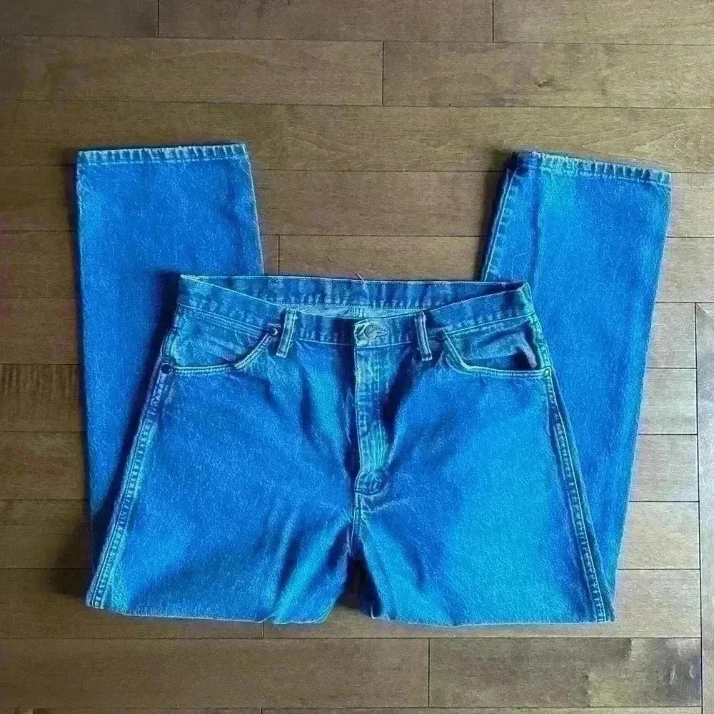 Wrangler | Denim straight leg women’s jeans size medium